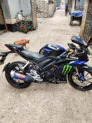 YAMAHA R15 V3